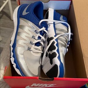 Nike Free Trainer 5.0 Kentucky Wildcats athletic shoe